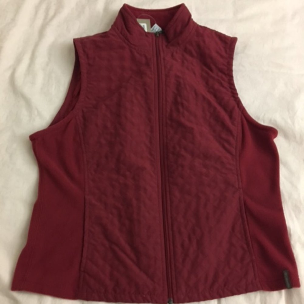Columbia Women Emerald Valley Burgundy Vest  Sz M